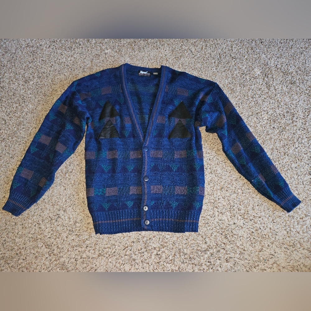 Vintage 90's Men's Blue Patterned Cardigan Sweater Large | Leather Triangles